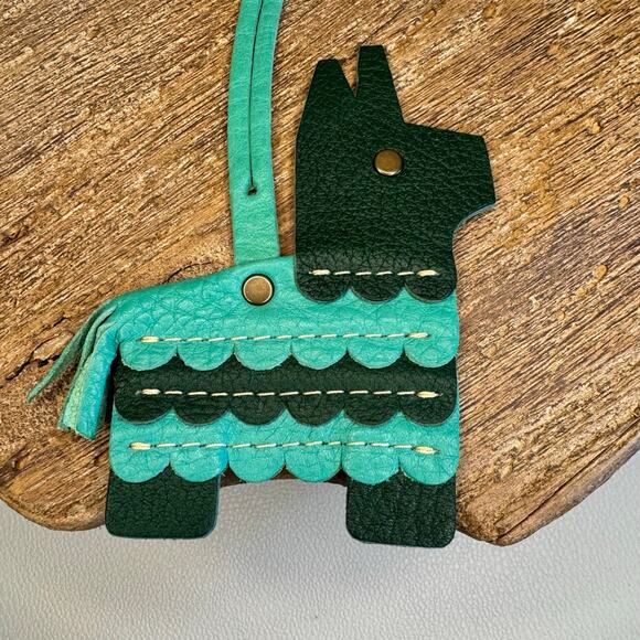 Portland Leather Pinata Tassel BACALAR Pinata Bag Charm Llama NEW FAST SHIP - Picture 4 of 7